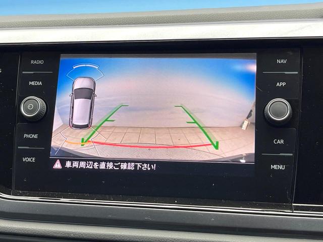 ポロ ＴＳＩ　Ｒライン　セーフティＰＫＧ　ディスカバープロＰＫＧ　テクノロジーＰＫＧ　バックカメラ　アダプティブクルーズコントロール　ＬＥＤヘッドランプ　スポーツサスペンション　レインセンサー　デュアルオートエアコン　禁煙車（7枚目）