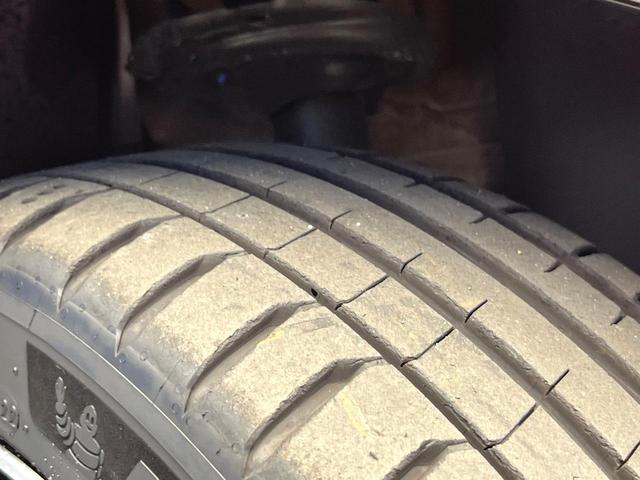 ポロ ＴＳＩ　Ｒライン　セーフティＰＫＧ　ディスカバープロＰＫＧ　テクノロジーＰＫＧ　バックカメラ　アダプティブクルーズコントロール　ＬＥＤヘッドランプ　スポーツサスペンション　レインセンサー　デュアルオートエアコン　禁煙車（23枚目）