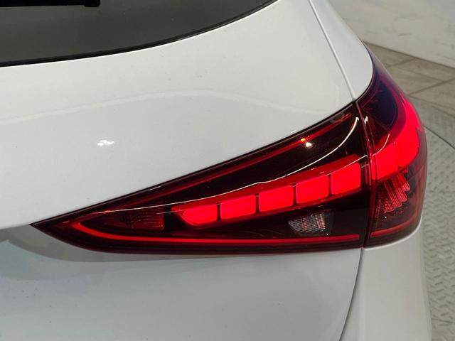 Ｃクラスステーションワゴン Ｃ２２０ｄ　ワゴンアバンギャルド　ＡＭＧライン　現行モデル　パノラミックスライディングルーフ　ベーシックＰＫＧ　レザーエクスクルーシブＰＫＧ　ワンオーナー　フットトランクオープナー　全周囲カメラ　メルセデスミーコネクト　前席シートヒーター　禁煙車（27枚目）