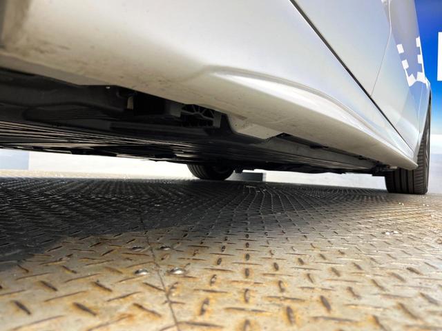 Ｃクラスステーションワゴン Ｃ２２０ｄ　ワゴンアバンギャルド　ＡＭＧライン　現行モデル　パノラミックスライディングルーフ　ベーシックＰＫＧ　レザーエクスクルーシブＰＫＧ　ワンオーナー　フットトランクオープナー　全周囲カメラ　メルセデスミーコネクト　前席シートヒーター　禁煙車（33枚目）