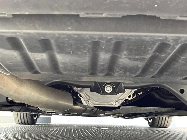 Ｃクラスステーションワゴン Ｃ２２０ｄ　ワゴンアバンギャルド　ＡＭＧライン　現行モデル　パノラミックスライディングルーフ　ベーシックＰＫＧ　レザーエクスクルーシブＰＫＧ　ワンオーナー　フットトランクオープナー　全周囲カメラ　メルセデスミーコネクト　前席シートヒーター　禁煙車（35枚目）