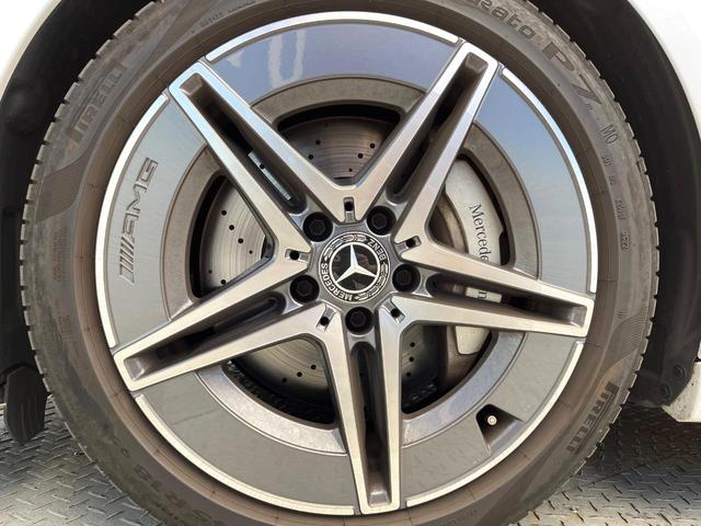 Ｃクラスステーションワゴン Ｃ２２０ｄ　ワゴンアバンギャルド　ＡＭＧライン　現行モデル　パノラミックスライディングルーフ　ベーシックＰＫＧ　レザーエクスクルーシブＰＫＧ　ワンオーナー　フットトランクオープナー　全周囲カメラ　メルセデスミーコネクト　前席シートヒーター　禁煙車（37枚目）