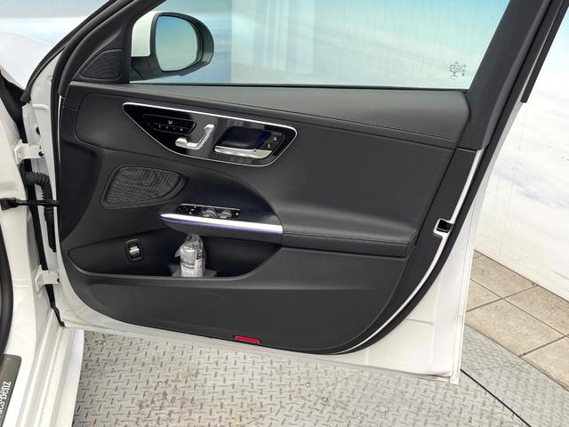 Ｃクラスステーションワゴン Ｃ２２０ｄ　ワゴンアバンギャルド　ＡＭＧライン　現行モデル　パノラミックスライディングルーフ　ベーシックＰＫＧ　レザーエクスクルーシブＰＫＧ　ワンオーナー　フットトランクオープナー　全周囲カメラ　メルセデスミーコネクト　前席シートヒーター　禁煙車（41枚目）