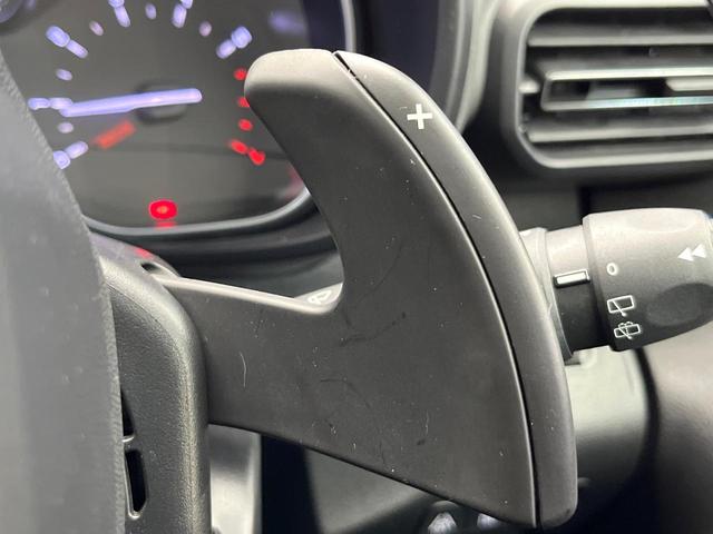 ベルランゴ シャイン　ワンオーナー　マルチパノラミックルーフ　ＡＰＰＬＥＣＡＲＰＬＡＹ　バックカメラ　後席３席独立シート　後席サンブラインド　スマートフォンワイヤレスチャージング　デュアルオートエアコン　禁煙車（7枚目）