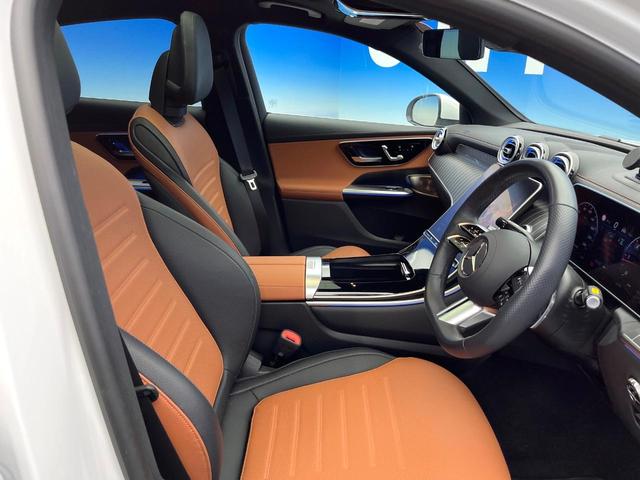 ＧＬＣ ＧＬＣ２２０ｄ　４ＭクペドライバズＰ＋ＡＭＧラインＰ　現行モデル　ワンオーナー　パノラミックスライディングルーフ　レザーエクスクルーシブＰＫＧ　スポーティエンジンサウンド　全席シートヒーター　シートベンチレーター　全周囲カメラ　フットトランクオープナー（9枚目）