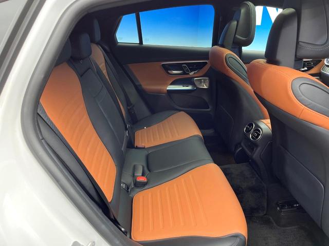 ＧＬＣ ＧＬＣ２２０ｄ　４ＭクペドライバズＰ＋ＡＭＧラインＰ　現行モデル　ワンオーナー　パノラミックスライディングルーフ　レザーエクスクルーシブＰＫＧ　スポーティエンジンサウンド　全席シートヒーター　シートベンチレーター　全周囲カメラ　フットトランクオープナー（10枚目）