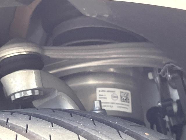 ＧＬＣ ＧＬＣ２２０ｄ　４ＭクペドライバズＰ＋ＡＭＧラインＰ　現行モデル　ワンオーナー　パノラミックスライディングルーフ　レザーエクスクルーシブＰＫＧ　スポーティエンジンサウンド　全席シートヒーター　シートベンチレーター　全周囲カメラ　フットトランクオープナー（24枚目）