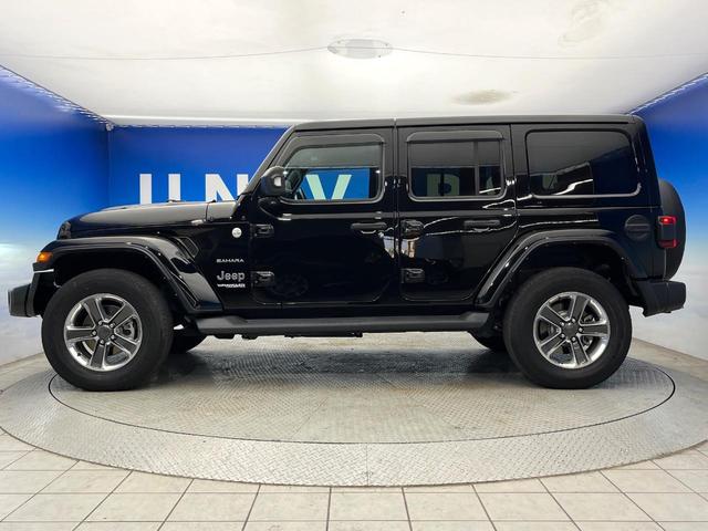 ジープ・ラングラーアンリミテッド サハラ ワンオーナー レーダークルーズコントロール 黒革シート 前席シートヒーター ダウンヒルアシスト デュアルオートエアコン バックカメラ 衝突軽減システム コーナーセンサー オートライト フルセグ 禁煙車(24枚目)