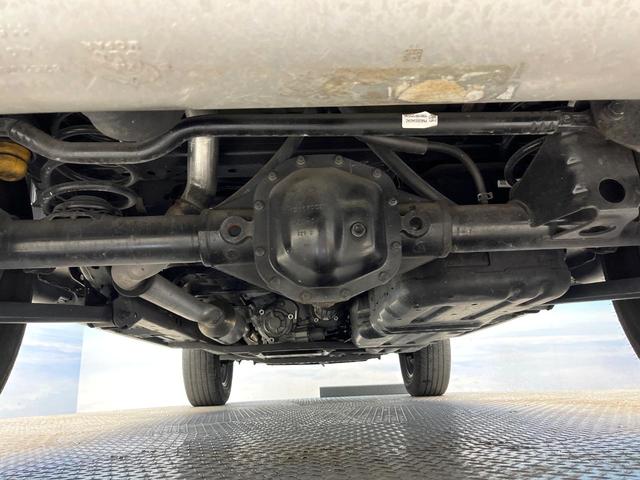 ジープ・ラングラーアンリミテッド サハラ ワンオーナー レーダークルーズコントロール 黒革シート 前席シートヒーター ダウンヒルアシスト デュアルオートエアコン バックカメラ 衝突軽減システム コーナーセンサー オートライト フルセグ 禁煙車(34枚目)