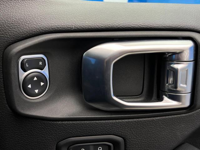 ジープ・ラングラーアンリミテッド サハラ ワンオーナー レーダークルーズコントロール 黒革シート 前席シートヒーター ダウンヒルアシスト デュアルオートエアコン バックカメラ 衝突軽減システム コーナーセンサー オートライト フルセグ 禁煙車(54枚目)