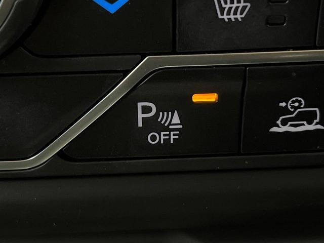 ジープ・ラングラーアンリミテッド サハラ ワンオーナー レーダークルーズコントロール 黒革シート 前席シートヒーター ダウンヒルアシスト デュアルオートエアコン バックカメラ 衝突軽減システム コーナーセンサー オートライト フルセグ 禁煙車(64枚目)