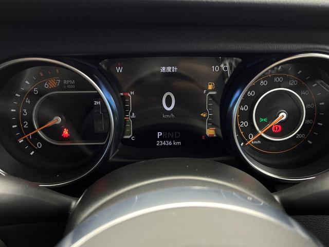 ジープ・ラングラーアンリミテッド サハラ ワンオーナー レーダークルーズコントロール 黒革シート 前席シートヒーター ダウンヒルアシスト デュアルオートエアコン バックカメラ 衝突軽減システム コーナーセンサー オートライト フルセグ 禁煙車(70枚目)