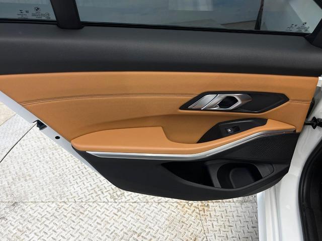 3シリーズ 320d xDrive Mスポーツ ハイラインパッケージ コンフォートパッケージ ブラウン革シート 全周囲カメラ ドライビングアシストプロフェッショナル アクティブクルーズコントロール 禁煙車 前席シートヒーター 前席パワーシート(38枚目)