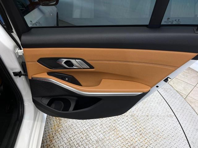 3シリーズ 320d xDrive Mスポーツ ハイラインパッケージ コンフォートパッケージ ブラウン革シート 全周囲カメラ ドライビングアシストプロフェッショナル アクティブクルーズコントロール 禁煙車 前席シートヒーター 前席パワーシート(39枚目)