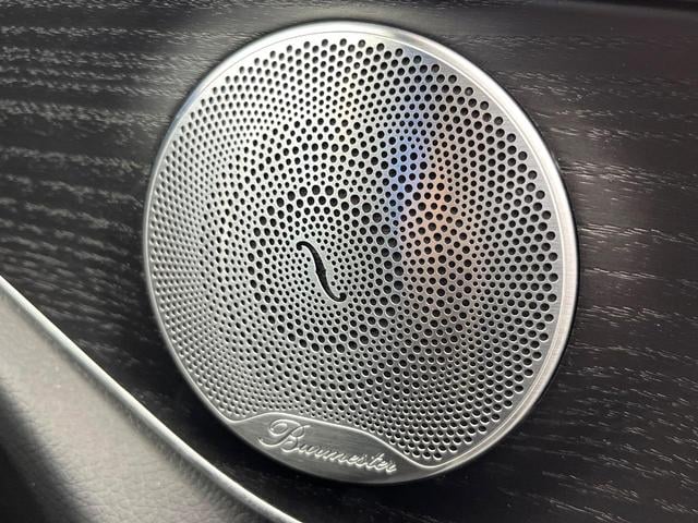 ＧＬＣ ＧＬＣ４３　４マチック　エクスクルーシブＰＫＧ　パノラミックスライディングルーフ　全周囲カメラ　ブルメスターサウンド　革シート　全席シートヒーター　ヘッドアップディスプレイ　パワーバックドア　純正２０インチＡＷ　４ＷＤ　禁煙（6枚目）