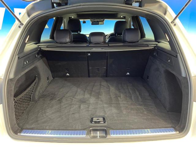 ＧＬＣ ＧＬＣ４３　４マチック　エクスクルーシブＰＫＧ　パノラミックスライディングルーフ　全周囲カメラ　ブルメスターサウンド　革シート　全席シートヒーター　ヘッドアップディスプレイ　パワーバックドア　純正２０インチＡＷ　４ＷＤ　禁煙（13枚目）