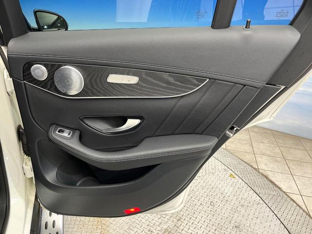 ＧＬＣ ＧＬＣ４３　４マチック　エクスクルーシブＰＫＧ　パノラミックスライディングルーフ　全周囲カメラ　ブルメスターサウンド　革シート　全席シートヒーター　ヘッドアップディスプレイ　パワーバックドア　純正２０インチＡＷ　４ＷＤ　禁煙（38枚目）