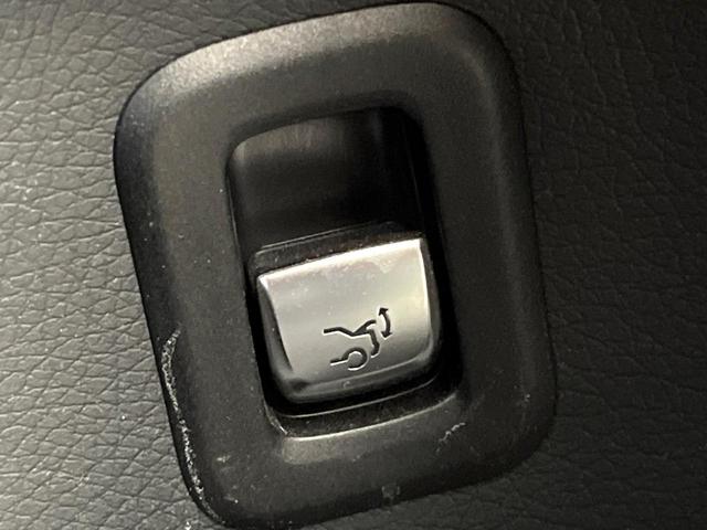 ＧＬＣ ＧＬＣ４３　４マチック　エクスクルーシブＰＫＧ　パノラミックスライディングルーフ　全周囲カメラ　ブルメスターサウンド　革シート　全席シートヒーター　ヘッドアップディスプレイ　パワーバックドア　純正２０インチＡＷ　４ＷＤ　禁煙（46枚目）