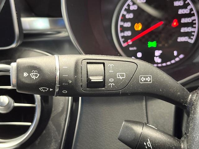 ＧＬＣ ＧＬＣ４３　４マチック　エクスクルーシブＰＫＧ　パノラミックスライディングルーフ　全周囲カメラ　ブルメスターサウンド　革シート　全席シートヒーター　ヘッドアップディスプレイ　パワーバックドア　純正２０インチＡＷ　４ＷＤ　禁煙（49枚目）