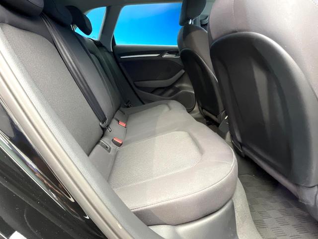 Ａ３ スポーツバック１．４ＴＦＳＩ　後期モデル　セーフティパッケージ　コンビニエンスパッケージ　ナビゲーションパッケージ　バーチャルコックピット　アダプティブクルーズコントロール　ＨＩＤヘッドライト　オートライト　デュアルオートエアコン（10枚目）