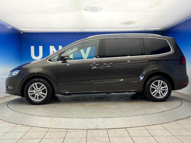 シャラン ＴＳＩ　ハイライン　ナビゲーションシステムＰＫＧ　アダプティブクルーズコントロール　ハーフレザーシート　前席シートヒーター　パワーバックドア　バックカメラ　ＨＩＤヘッドライト　ヘッドランプウォッシャー　ワンオーナー　禁煙（28枚目）