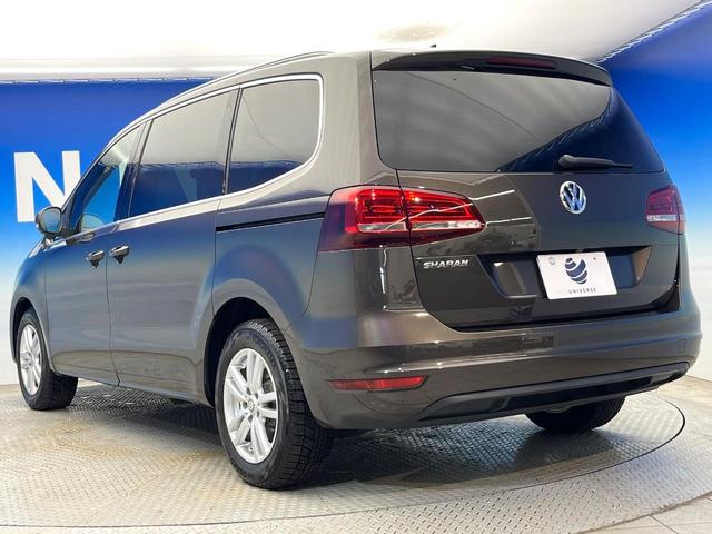 シャラン ＴＳＩ　ハイライン　ナビゲーションシステムＰＫＧ　アダプティブクルーズコントロール　ハーフレザーシート　前席シートヒーター　パワーバックドア　バックカメラ　ＨＩＤヘッドライト　ヘッドランプウォッシャー　ワンオーナー　禁煙（29枚目）