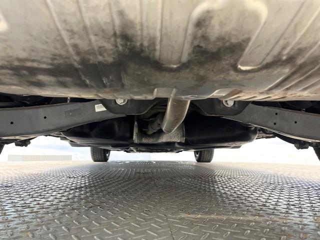 シャラン ＴＳＩ　ハイライン　ナビゲーションシステムＰＫＧ　アダプティブクルーズコントロール　ハーフレザーシート　前席シートヒーター　パワーバックドア　バックカメラ　ＨＩＤヘッドライト　ヘッドランプウォッシャー　ワンオーナー　禁煙（32枚目）