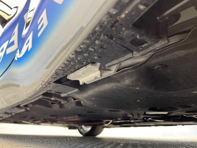 LC LC500 コンバーチブル レクサスセーフティシステムプラス マルチカラーヘッドアップディスプレイ マークレビンソンサウンド 純正OP21インチアルミ 黒革シート 前席シートヒーター・シートベンチレーション・パワーシート 禁煙車(48枚目)