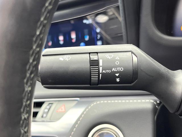 LC LC500 コンバーチブル レクサスセーフティシステムプラス マルチカラーヘッドアップディスプレイ マークレビンソンサウンド 純正OP21インチアルミ 黒革シート 前席シートヒーター・シートベンチレーション・パワーシート 禁煙車(59枚目)