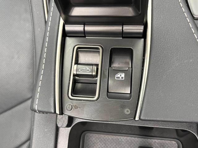 LC LC500 コンバーチブル レクサスセーフティシステムプラス マルチカラーヘッドアップディスプレイ マークレビンソンサウンド 純正OP21インチアルミ 黒革シート 前席シートヒーター・シートベンチレーション・パワーシート 禁煙車(80枚目)