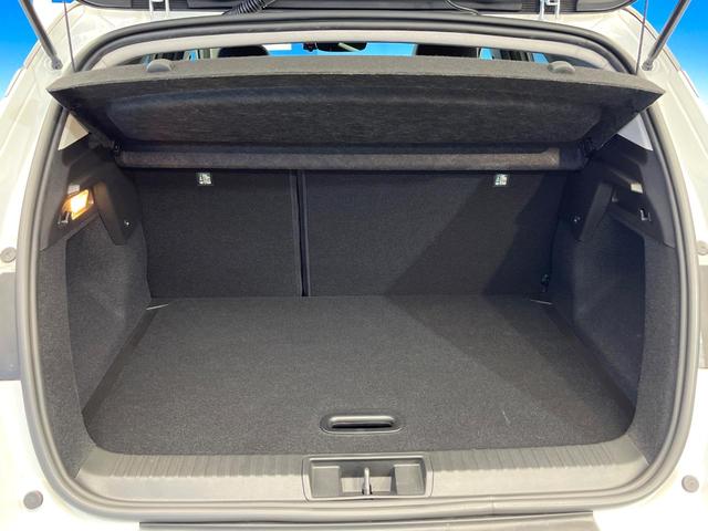 ●トランクルーム：趣味が広がる収容スペース！これだけの広さがあればお買い物やレジャーなどにも最適です！使用感も少なくきれいな状態を維持しております。