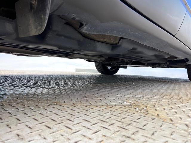 ジープ・チェロキー リミテッド　後期モデル　白革シート　アダプティブクルーズ　ＬＥＤ　前席シートヒーター　シートベンチレーション　電動リアゲート　純正１８インチアルミ　フルセグ　禁煙車（38枚目）