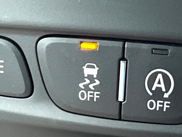 ジープ・チェロキー リミテッド　後期モデル　白革シート　アダプティブクルーズ　ＬＥＤ　前席シートヒーター　シートベンチレーション　電動リアゲート　純正１８インチアルミ　フルセグ　禁煙車（63枚目）