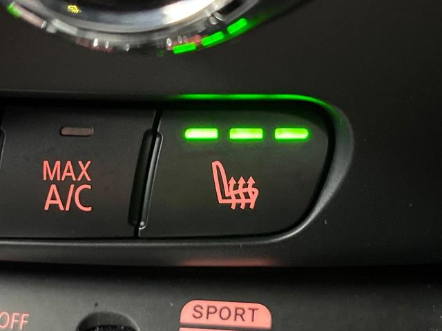 ＭＩＮＩ ジョンクーパーワークス　クラブマン　後期モデル　ジョンクーパーワークストリム　前席シートヒーター　アダプティブクルーズコントロール　レーンアシスト　オートライト　ＬＥＤヘッドランプ　前席シートヒーター　プライバシーガラス　ワンオーナー（5枚目）