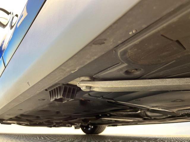 ＭＩＮＩ ジョンクーパーワークス　クラブマン　後期モデル　ジョンクーパーワークストリム　前席シートヒーター　アダプティブクルーズコントロール　レーンアシスト　オートライト　ＬＥＤヘッドランプ　前席シートヒーター　プライバシーガラス　ワンオーナー（24枚目）