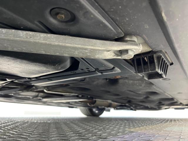 ＭＩＮＩ ジョンクーパーワークス　クラブマン　後期モデル　ジョンクーパーワークストリム　前席シートヒーター　アダプティブクルーズコントロール　レーンアシスト　オートライト　ＬＥＤヘッドランプ　前席シートヒーター　プライバシーガラス　ワンオーナー（25枚目）