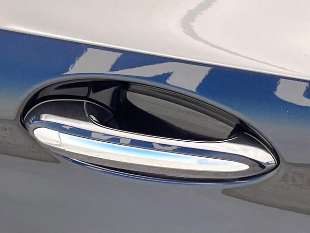 ５シリーズ ５３０ｉ　Ｍスポーツ　全周囲カメラ　革シート　全席シートヒーター　パワーバックドア　パドルシフト　ハイビームアシスト　アンビエントライト　純正１９インチＡＷ　Ｍスポーツサスペンション　ＣＤ／ＤＶＤ再生　地デジＴＶ　禁煙車（25枚目）