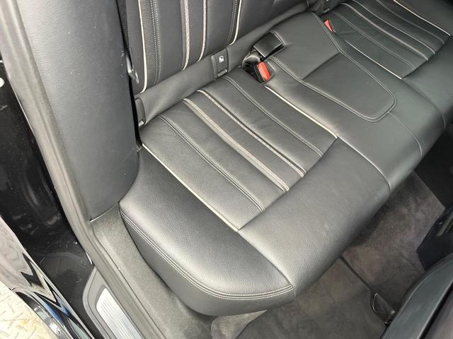 ５シリーズ ５３０ｉ　Ｍスポーツ　全周囲カメラ　革シート　全席シートヒーター　パワーバックドア　パドルシフト　ハイビームアシスト　アンビエントライト　純正１９インチＡＷ　Ｍスポーツサスペンション　ＣＤ／ＤＶＤ再生　地デジＴＶ　禁煙車（46枚目）
