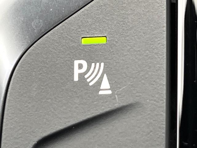 ５シリーズ ５３０ｉ　Ｍスポーツ　全周囲カメラ　革シート　全席シートヒーター　パワーバックドア　パドルシフト　ハイビームアシスト　アンビエントライト　純正１９インチＡＷ　Ｍスポーツサスペンション　ＣＤ／ＤＶＤ再生　地デジＴＶ　禁煙車（64枚目）