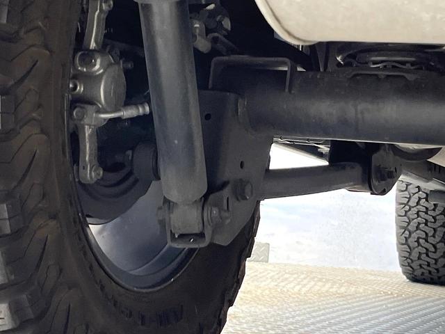 ジープ・ラングラーアンリミテッド サハラ　黒革シート　アダプティブクルーズ　ＬＥＤヘッドランプ　純正ナビ　バックカメラ　前席シートヒーター　ハンドルヒーター　デュアルオートエアコン　Ｂｌｕｅｔｏｏｔｈ再生　スマートキー　禁煙車　４ＷＤ（25枚目）