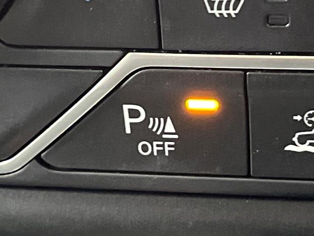 ジープ・ラングラーアンリミテッド サハラ　黒革シート　アダプティブクルーズ　ＬＥＤヘッドランプ　純正ナビ　バックカメラ　前席シートヒーター　ハンドルヒーター　デュアルオートエアコン　Ｂｌｕｅｔｏｏｔｈ再生　スマートキー　禁煙車　４ＷＤ（58枚目）