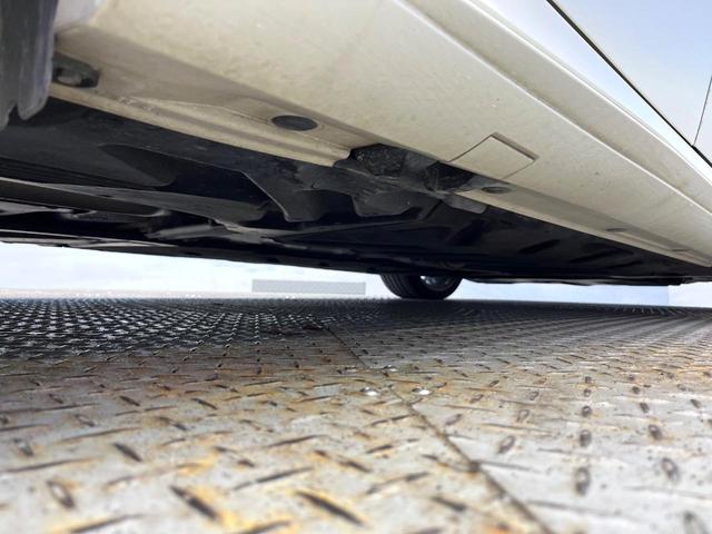 Ｂクラス Ｂ１８０　スポーツ　レーダーセーフティパッケージ　ベーシックパッケージプラス　レーダークルーズコントロール　パークトロニック　アクティブパーキングアシスト　前席シートヒーター　キーレスゴー　バックカメラ　ＬＥＤ　禁煙車（24枚目）