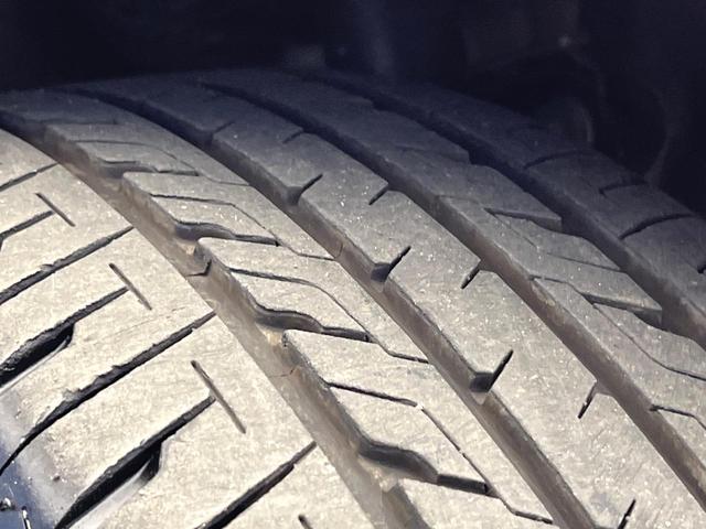 Ｂクラス Ｂ１８０　スポーツ　レーダーセーフティパッケージ　ベーシックパッケージプラス　レーダークルーズコントロール　パークトロニック　アクティブパーキングアシスト　前席シートヒーター　キーレスゴー　バックカメラ　ＬＥＤ　禁煙車（28枚目）