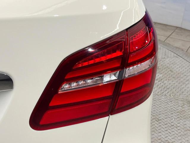 Ｂクラス Ｂ１８０　スポーツ　レーダーセーフティパッケージ　ベーシックパッケージプラス　レーダークルーズコントロール　パークトロニック　アクティブパーキングアシスト　前席シートヒーター　キーレスゴー　バックカメラ　ＬＥＤ　禁煙車（34枚目）