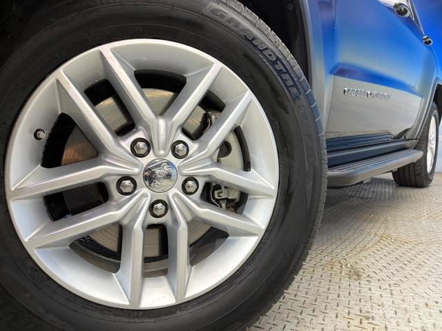 ジープ・グランドチェロキー ラレード クルーズコントロール 前席パワーシート HIDヘッドランプ 純正18インチアルミ バックカメラ オートライト 4WD ダウンヒルアシスト Bluetooth再生 禁煙車(15枚目)