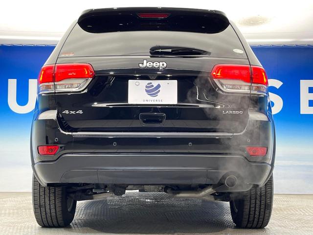 ジープ・グランドチェロキー ラレード クルーズコントロール 前席パワーシート HIDヘッドランプ 純正18インチアルミ バックカメラ オートライト 4WD ダウンヒルアシスト Bluetooth再生 禁煙車(17枚目)