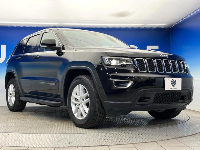 ジープ・グランドチェロキー ラレード クルーズコントロール 前席パワーシート HIDヘッドランプ 純正18インチアルミ バックカメラ オートライト 4WD ダウンヒルアシスト Bluetooth再生 禁煙車(30枚目)