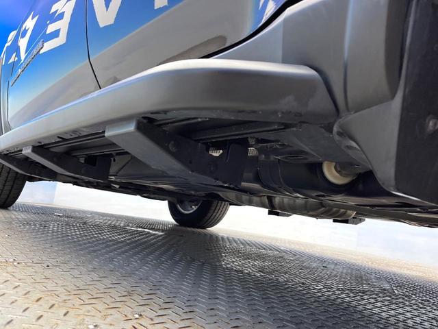 ジープ・グランドチェロキー ラレード クルーズコントロール 前席パワーシート HIDヘッドランプ 純正18インチアルミ バックカメラ オートライト 4WD ダウンヒルアシスト Bluetooth再生 禁煙車(35枚目)