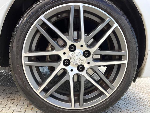 スマートフォーフォー ＢＲＡＢＵＳ　エクスクルーシブ　パノラミックルーフ　黒革シート　ＳＤナビ　バックカメラ　クルーズコントロール　オートエアコン　オートライト　純正１８インチＡＷ　地デジＴＶ　Ｂｌｕｅｔｏｏｔｈ　キーレスエントリー　禁煙車（25枚目）