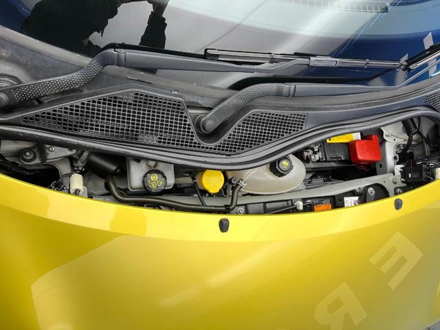 スマートフォーフォー ＢＲＡＢＵＳ　スポーツ　ガラスルーフ　革シート　バックカメラ　メモリーナビ　クルーズコントロール　レーンアシスト　アンビエントライト　前席シートヒーター　純正１７インチＡＷ　オートエアコン　地デジＴＶ　キーレス　禁煙車（20枚目）